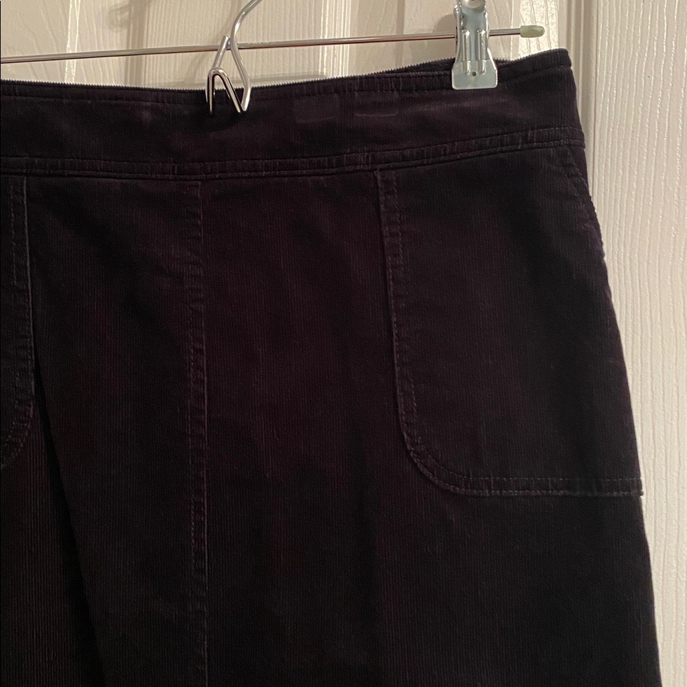Talbots Sz 8 Petite Classic Black/Dark Blue Corduroy Skirt - Great Condition!!! - Picture 2 of 6